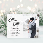 Modern Black and White Wedding Photo Save the Date Aankondigingskaart<br><div class="desc">Eenvoudig en Modern Wedding sparen het Briefkaart van de Foto van de Datum.</div>