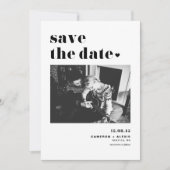 Modern Black Bold Typografie met hartfoto Save The Date (Voorkant)