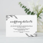 Modern Black Botanical Wedding Guest Details Kaart (Staand voorkant)