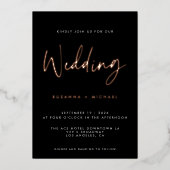 Modern Black Calligraphy Script Wedding Gold Folie Uitnodiging (Voorkant)