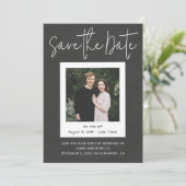 Modern Black Custom Engagement Photo Save the Date Kaart (Staand voorkant)