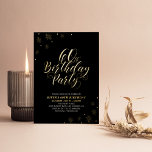 Modern Black & Gold 60th Birthday Party Folie Uitnodiging<br><div class="desc">Viel je speciale dag om met deze stijlvolle uitnodiging voor folie van een volwassen verjaardagsfeestje. Dit ontwerp bevat een tekst met een gouden folie voor de 60ste verjaardag van de geboorte met een gladde confetti. Meer design en partijbenodigdheden zijn beschikbaar in mijn winkel BaraBomDesign.</div>
