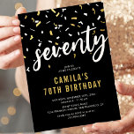 Modern Black & Gold 70th Birthday Party Invitation Kaart<br><div class="desc">Moderne uitnodigingen voor 70e verjaardagsfeestjes met een stijlvolle zwarte achtergrond,  witte & goudconfetti,  de titel '70' in een gewaagd script lettertype en een eenvoudige sjabloon die gemakkelijk te personaliseren is.</div>