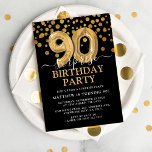 Modern Black & Gold 90th Surprise Birthday Party Kaart<br><div class="desc">Moderne uitnodiging voor een verrassing van een zwarte en gouden verrassing voor iemand die negentig wordt! Met een zwarte achtergrond,  faux goudglitter confetti,  gouden 90e verjaardagsballonnen en een elegante verjaardagssjabloon die gemakkelijk te aanpassen is.</div>