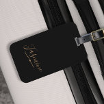 Modern Black Gold Feminine Script Name Bagagelabel<br><div class="desc">Modern Black Gold Feminine Script Name Bagagelabel. Pas dit moderne elegante bagagelabel eenvoudig aan met uw eigen naam.</div>