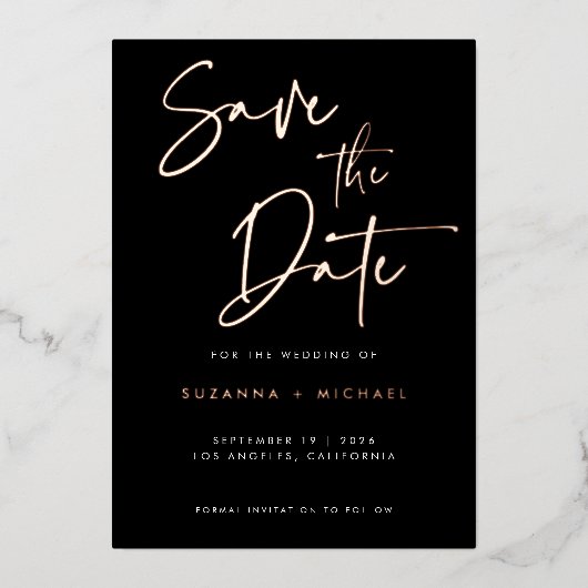 Modern Black Gold Foil Calligraphy Script Wedding Folie Uitnodiging (Voorkant)
