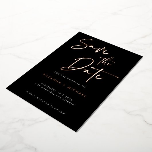 Modern Black Gold Foil Calligraphy Script Wedding Folie Uitnodiging (Gedraaid)