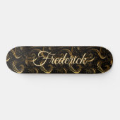 Modern Black Gold Leafy Swirls Decorative Art Name Persoonlijk Skateboard (Horizontaal)