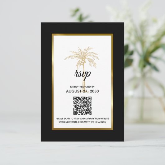 Modern Black Gold Palm Tree Modern Wedding RSVP Kaartje (Staand voorkant)