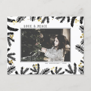 Modern Black & Gold Pine and Berries Holiday Feestdagenkaart