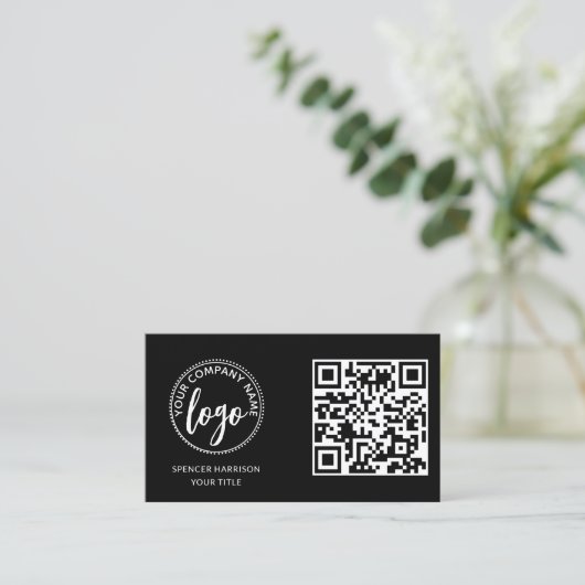 Modern Black Logo QR Code Template Visitekaartje (Staand voorkant)