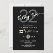 Modern Black Minimalist Men 32nd Birthday Party Kaart (Voorkant)