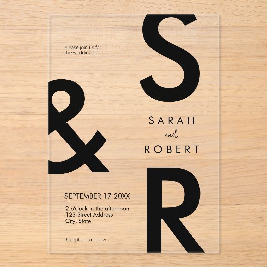 Modern Black Monogram Wedding Acryl Uitnodigingen (Voorkant)