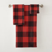 Modern Black & Red Farmhouse Flannel Bad Handdoek (Insitu)