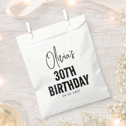 Modern Black Script 30e verjaardag Chic & Minimali Bedankzakje (Geknipt)