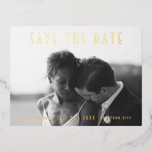 Modern Black Wedding Photo Save the Date Gold Folie Uitnodiging Briefkaart (Voorkant)