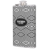 Modern Black White Chevron Pattern Groomsmen Gift Heupfles (Links)