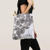 Modern Black White Floral Waterverf Monogram Tote Bag (Dichtbij)