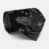 Modern Black & White Garden Flowers Wedding Stropdas (Opgerold)