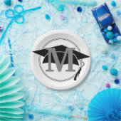 Modern Black White Graduation Cap Monogram Initiaa Papieren Bordje (Feest)