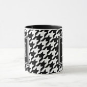 Modern Black White Houndstooth Monogram Mok (Midden)