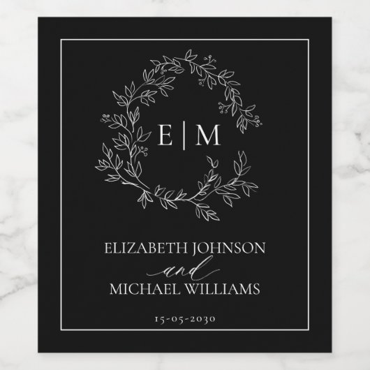 Modern Black White Leafy Crest Monogram Weddenscha Wijn Etiket (Enkel label)