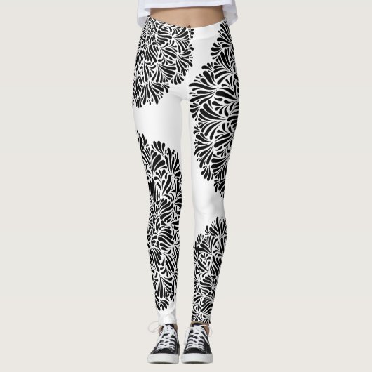 Modern Black & White Mandala Pattern Geometric Leggings (Voorkant)
