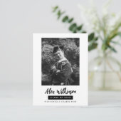 Modern Black White Photo Minimalist Afstuderen Uitnodiging Briefkaart (Staand voorkant)