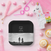 Modern Black & White Script Couple Photo Wedding Papieren Bordje (Feest)