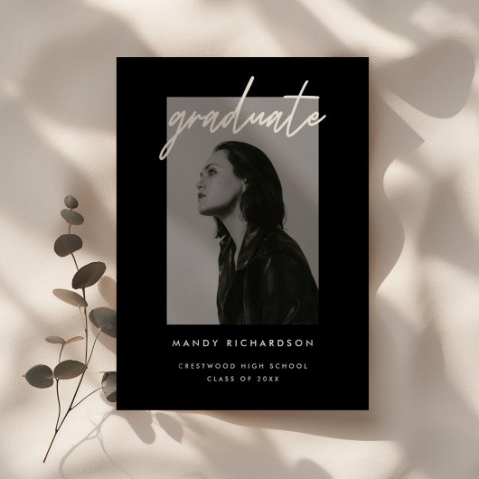 Modern Black White Script Photo Graduation Party Kaart