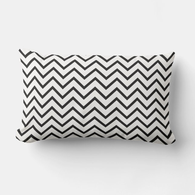 Modern Black White Zigzag Chevron Pattern Outdoorn Buitenkussen (Voorkant)
