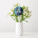 Modern Blauw Faux Roestvrij Staal Monogram Ballon<br><div class="desc">Blauwe Faux Metallic Folie Elegante Verjaardagsfeestballonnen. Deze bruiloft,  Vrijgezellenfeest of verjaardagsfeestballonnen kunnen worden aangepast om uw initiaal en voornaam op te nemen. Neem contact op met de ontwerper voor aangepaste overeenkomende items.</div>