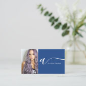 Modern blauw haar make-up foto initiaal qr code visitekaartje (Staand voorkant)