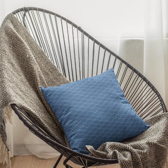 Modern blauw Japans golven geometrisch patroon Kussen (Creator heeft geüpload)