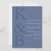 Modern Blauw Monogram Minimalistische Bruiloft Kaart (Voorkant)