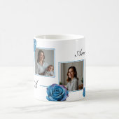 Modern Blauw Roos Monogram Fotocollage Aangepaste Koffiemok (Center)