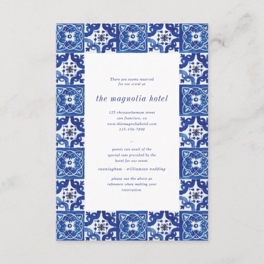 Modern Blauw Wit Mediterraan Bruiloft Accommodatie Informatiekaartje (Voorkant)