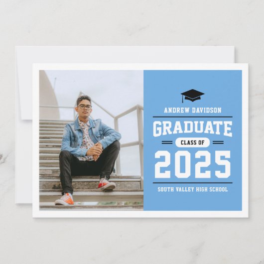Modern Blauw Wit Zwart Foto Afstuderen Aankondiging (Voorkant)