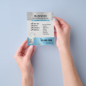 Modern Blauw & Zilver Huis Schoonmaak Huishouding Flyer (Hand)