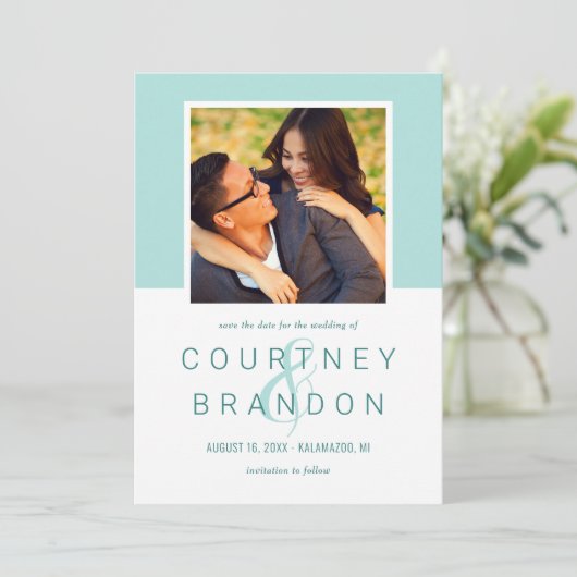 Modern Blauwgroen Blauw Groen Monogram Bruiloft Fo Save The Date (Staand voorkant)