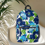 Modern Bloemblauw en Groen Monogram Bedrukte Rugzak<br><div class="desc">Voeg een uitbarsting van kleur en flair toe aan je dagelijkse avonturen met deze prachtige bloemenrugzak. De gedurfde marineblauwe en aquablauwe pop tegen een frisse witte achtergrond, perfect geaccentueerd door levendige groene bladeren voor een frisse, tropische sfeer. Het is ontworpen voor stijl en functionaliteit en beschikt over een ruim hoofdvak,...</div>
