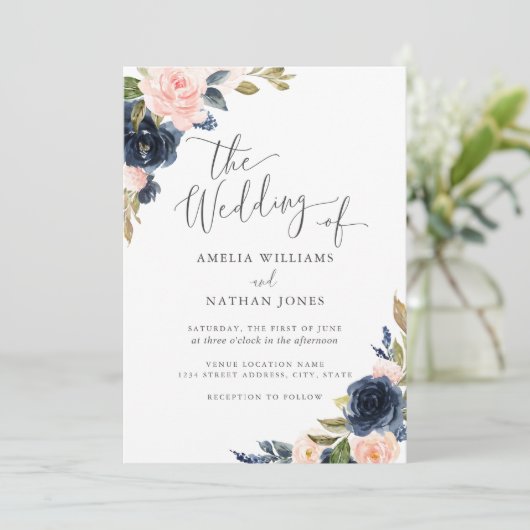 Modern Bloemen Waterverf Blush Navy Wedding Kaart (Staand voorkant)