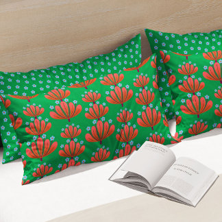 Modern bloempatroon in groen en zalm kussensloop