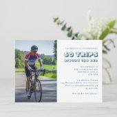 Modern Blue 60th Birthday Photo Invitation Kaart (Staand voorkant)