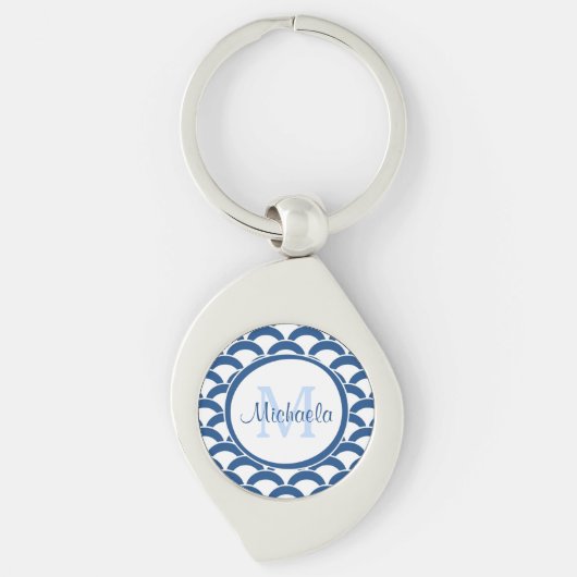 Modern Blue and White Scallops Monogram en Naam Sleutelhanger (Voorkant)