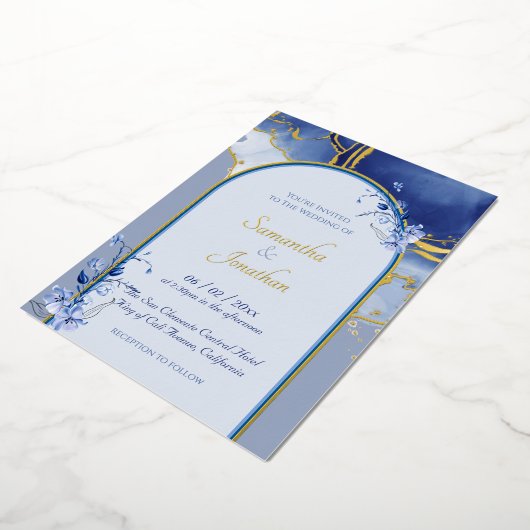 Modern Blue Aqua Marble Wedding Folie Uitnodiging (Gedraaid)