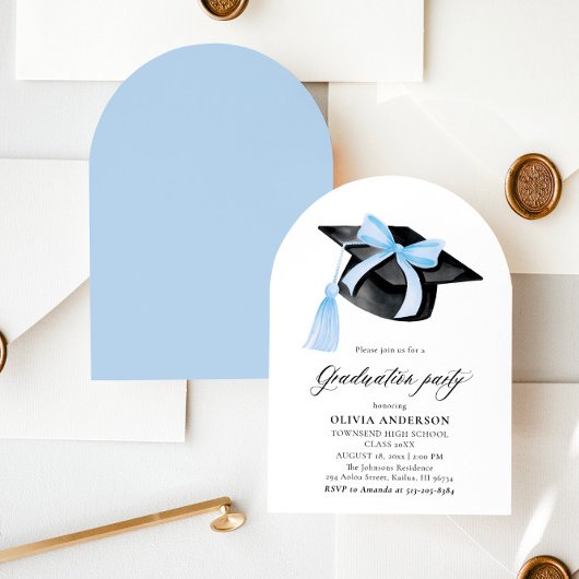 Modern Blue Bow Graduation Cap Afstuderen gebogen Kaart