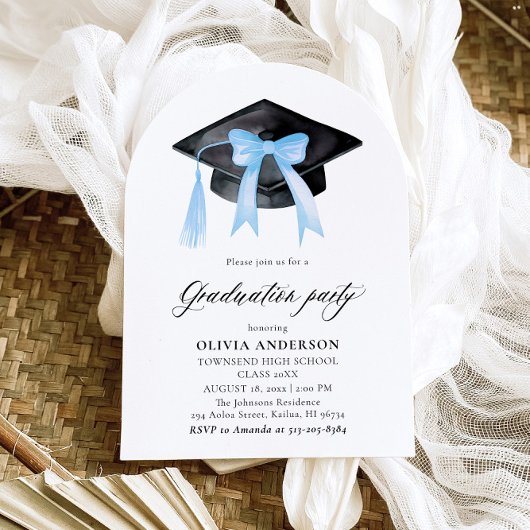 Modern Blue Bow Graduation Cap Afstuderen gebogen Kaart