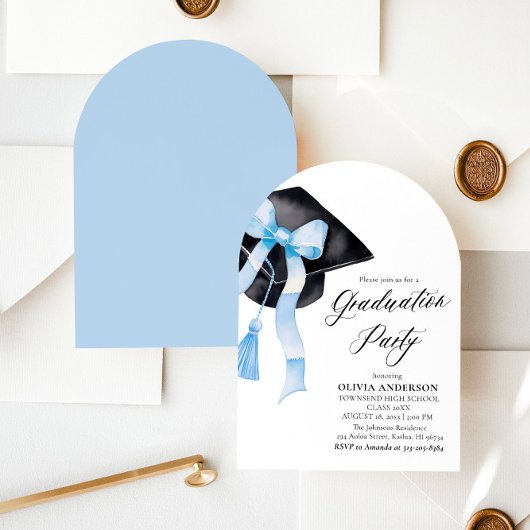 Modern Blue Bow Graduation Cap Afstuderen gebogen Kaart