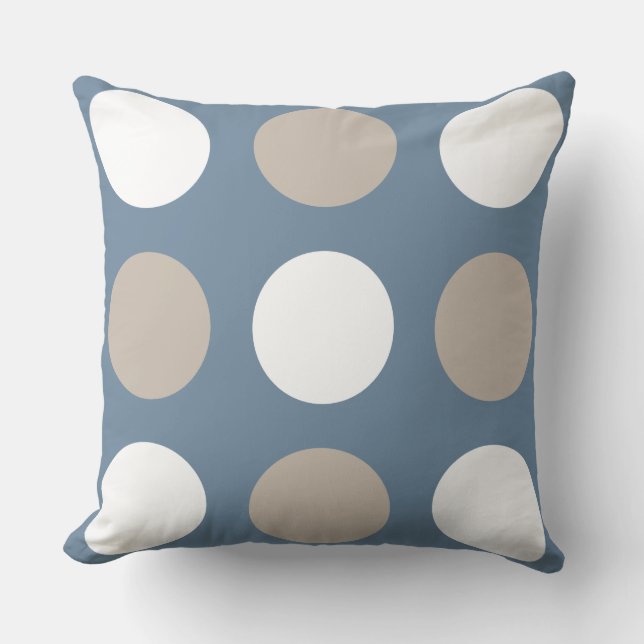 Modern Blue, Brown & White Polka Dots Patterned Kussen (Voorkant)